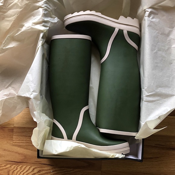 SOLD - Picture 5 of 7